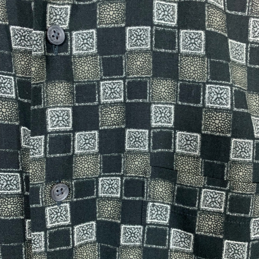 Claiborne Geometric Print Long Sleeve Shirt - Picture 2 of 3